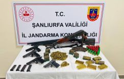 EVDEN ÇOK SAYIDA SİLAH, FİŞEK VE MERMİ ÇIKTI