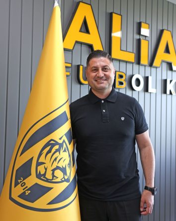 ALİAĞA FK'DA YENİ TEKNİK DİREKTÖR ÇAĞDAŞ ÇAVUŞ
