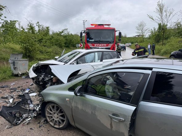 ORDU'DA TRAFİK KAZASI: 3 YARALI