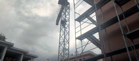 KULE VİNÇ ÜZERİNDE EYLEM