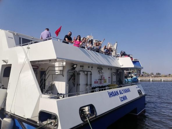 İZDENİZ'DEN BAYRAMA ÖZEL URLA VE MORDOĞAN'A SEFER
