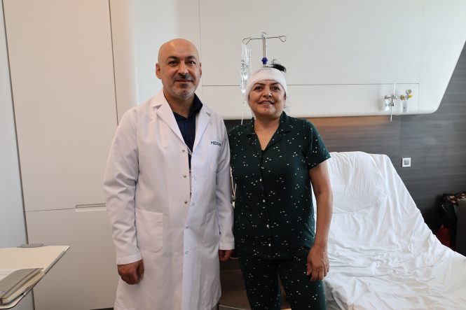 KIBRIS'TAN AVUÇ DOLUSU İLAÇLA GELDİ, İZMİR'DE SAĞLIĞINA KAVUŞTU