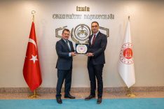 CEZA VE TEVKİFEVLERİ GENEL MÜDÜR YARDIMCISI KOCAKALE'DEN İZMİR CUMHURİYET BAŞSAVCISI YELDAN'A ZİYARET