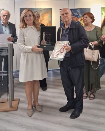 EGELİ BİLİM İNSANINA ULUSLARARASI BAŞARI ÖDÜLÜ