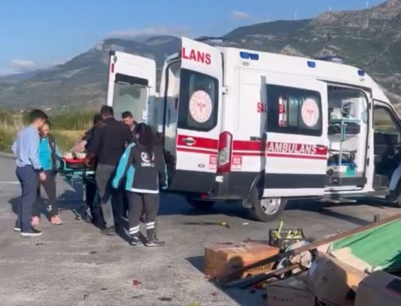 SÖKE'DE TRAFİK KAZASI: 1 YARALI