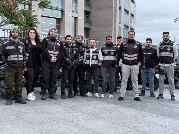 MOTOKURYELER AVM VE SİTE YÖNETİMLERİ HAKKINDA SUÇ DUYURUSUNDA BULUNDU
