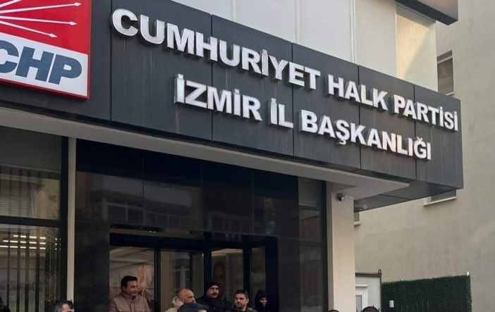 BUTLAN KARARI, İZMİR CHP'DE BAYRAMLAŞMA TÖRENİNİ İPTAL ETTİRDİ