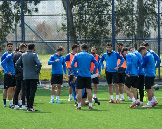 İZMİRSPOR, SÜPER AMATÖR LİG'E DÜŞTÜ