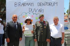 İZMİR'DE TÜTÜN KULLANIMININ SAĞLIĞA ZARARLARINA DİKKAT ÇEKİLDİ