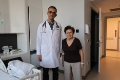 80 YAŞINDAKİ KALP HASTASINA AMELİYATSIZ MİTRAL KAPAK OPERASYONU