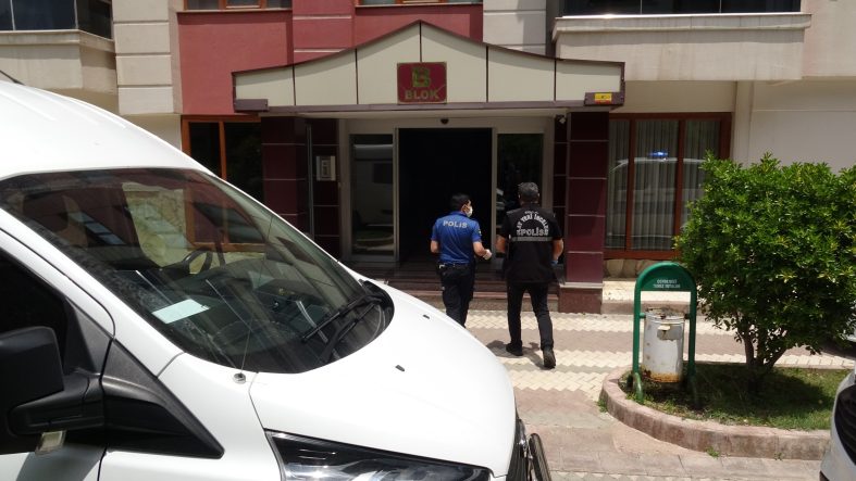 MALATYA'DA YALNIZ YAŞAYAN YAŞLI ADAM EVİNDE ÖLÜ BULUNDU