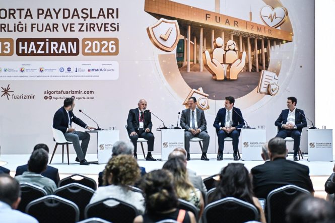 SİGORTA İZMİR'DE GELECEĞİN RİSKLERİ VE FIRSATLARI MASAYA YATIRILDI