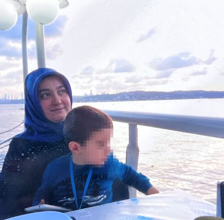 ÖĞRETMEN KOCA 3 ÇOCUK ANNESİ ÖĞRETMEN EŞİNİ VE KAYINPEDERİNİ ÖLDÜRDÜ