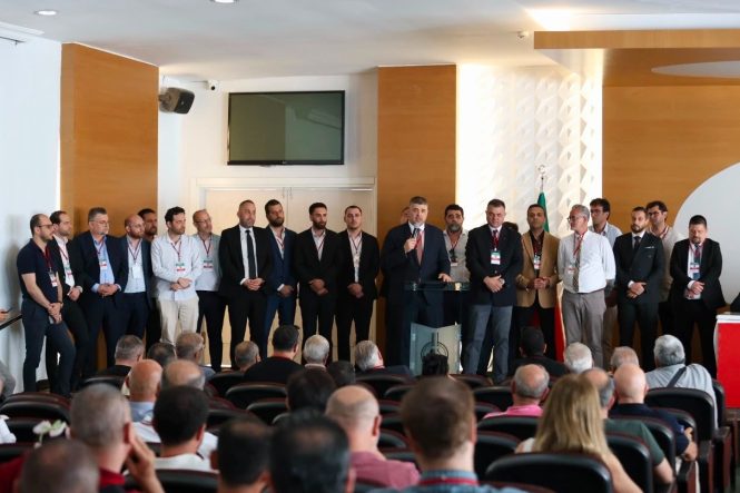 KARŞIYAKA'DAN, BAŞANTRENÖR AHMET KANDEMİR'E CEVAP KARŞIYAKA BASKETBOL: "AHMET KANDEMİR'LE TEMAS KURMADIĞIMIZ GERÇEĞİ YANSITMAMAKTADIR"