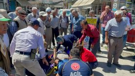 SEDYEDEKİ YARALIYA "YAT LAN YAT" DİYEN VATANDAŞ HERKESİ GÜLDÜRDÜ