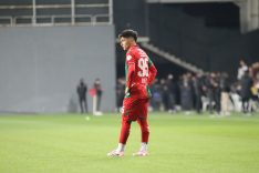 KARŞIYAKALI BERAT ŞAHİN İÇİN AMED SPORTİF FAALİYETLER DEVREDE