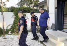 MENDERES BELEDİYE BAŞKANI İLKAY ÇİÇEK CHP'DEN İSTİFA ETTİ