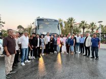 AK PARTİ İZMİR'DEN 25'İNCİ YIL BULUŞMASINA 5 BİN KİŞİLİK ÇIKARMA