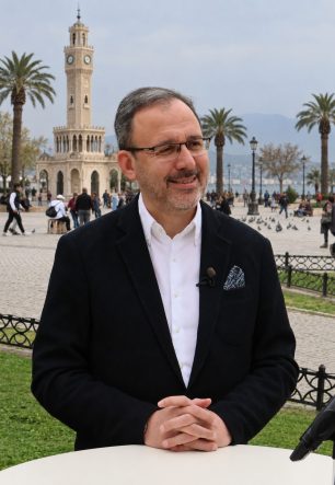 KASAPOĞLU: "9 EYLÜL, DESTANSI MÜCADELENİN AYDINLIK BİR ZAFERLE TAÇLANDIĞI GÜN"