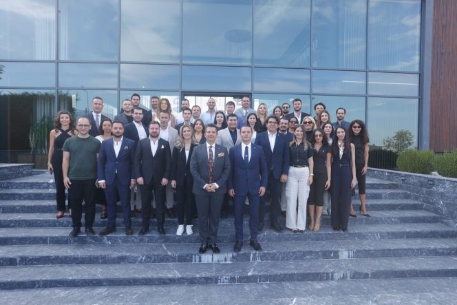 EGİAD VE DEGİAD'DAN BÖLGESEL İŞ BİRLİĞİ VE TİCARET HAMLESİ GENÇ İŞ İNSANLARI DENİZLİ'DE TİCARET KÖPRÜSÜ KURDU
