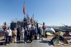 İZMİR BÜYÜKŞEHİR'İN GEZİLERİ EMEKLİLERE NEFES OLUYOR