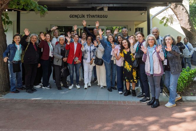 3'ÜNCÜ YAŞ ÜNİVERSİTESİ'NDE DERS ZİLİ ÇALDI